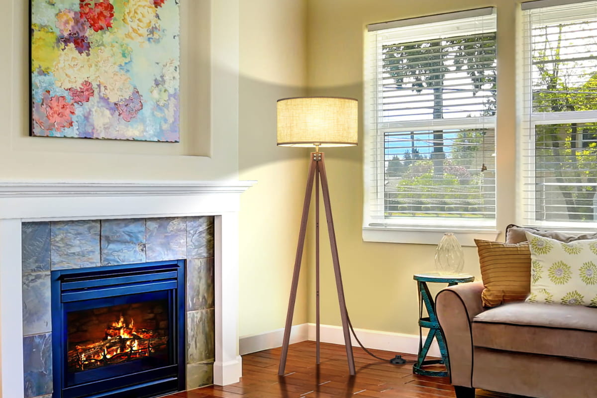 Lepower-tec Wooden Tripod Floor Lamp